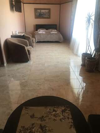 Отель Пані Анна Каменец-Подольский Люкс с балконом-4